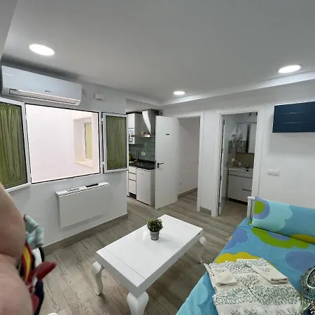 Nice Studio Rey Carihuela Carmen * Torremolinos
